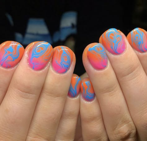 Lapis Nails, Creative Nail Designs Unique, Swirl Nails, Mens Nails, Retro Nails, Art Deco Nails, Hippie Nails, Punk Nails, Hard Nails