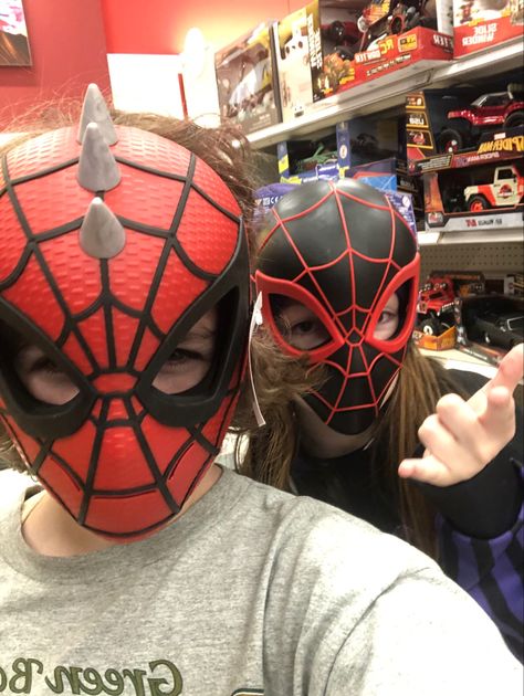 Spiderpunk Spiderverse, Halloween Couple, Matching Halloween, Aesthetic Outfit, Spiderman