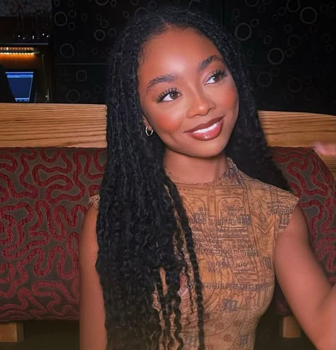 Skai Jackson Locs, Skai Jackson Hairstyles, Skai Jackson, Faux Locs Hairstyles, Protective Hairstyles Braids, Locs Hairstyles, Protective Hairstyles, Black Women Hairstyles, Black Girls Hairstyles