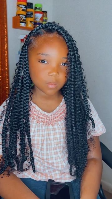 ProtectiveStyles on Instagram: "Adorbs! 🥰 🫶🏾@goddess.handz JUST ANOTHER BOHO BABE🥰🧡 . . #protectivestyles #bohobraids" Kid Boho Braids, Boho Braids On Kids, Boho Braids For Kids, Boho Braids Kids, Kids Boho Braids, Goddess Braids For Kids, Braids For Children, Kids Goddess Braids, Braids For Black Kids