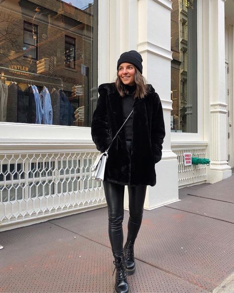 Viviane Audi on Instagram: “Staying warm, but keeping chic ✨ . . . . .  Coat is from @zara but have a very similar one linked! #vivianewears Shop my daily looks by…” Dr Marten Platform Outfit, Dr Martens Platform Outfit, Jadon Outfit, Dr Martins Outfits, Platform Doc Martens Outfit, Doc Martin Outfits, Viviane Audi, Platform Outfit, Platform Doc Martens