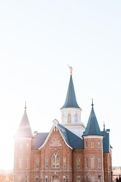 Holy Place, Sacred Space | 11 January 2021 | LDS Daily Temple Wedding Photos, Provo City Center Temple, Lds Temple Pictures, Temple Photography, Utah Temples, Temple Pictures, Lds Art, Temple Art, Temple Wedding