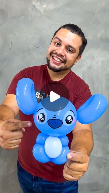 Stitch Centerpiece Ideas Diy, Stitch Party Decorations Ideas, Balloon Characters Diy, Stitch Balloon Decoration, Diy Stitch Birthday Decorations, Stitch Disney Party Ideas, Stitch Balloon Bouquet, Stitch Birthday Balloon, Lilo And Stitch Balloon Arch