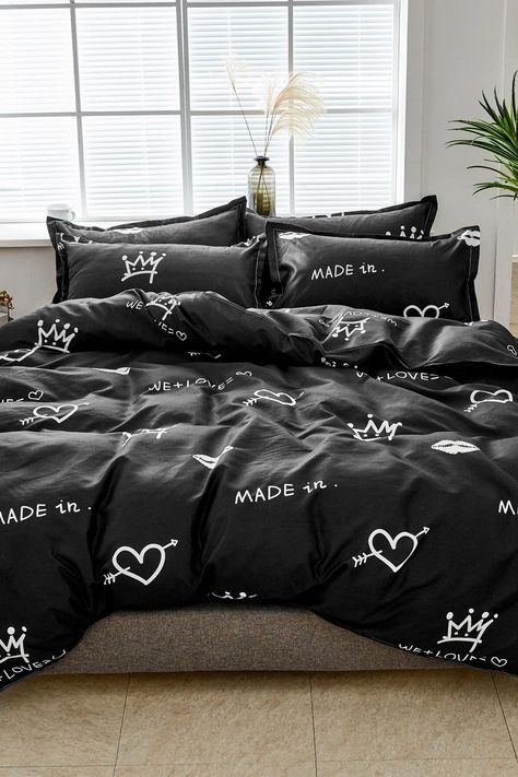 Black Bed Set, Mens Bedroom Decor, Kids Duvet Cover, Dekorasi Kamar Tidur, Sofa Set Designs, Woman Bedroom, Cute Bedroom Decor, Cozy Room Decor, King Bedding Sets