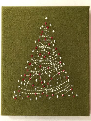 Sashiko Christmas, Christmas Tree Kit, Shibori Designs, Sashiko Pattern, Sashiko Embroidery, Textile Crafts, Japanese Embroidery, Japanese Textiles, Green Christmas Tree