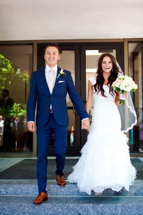 Blue Tuxedo Wedding, Temple Wedding Photography, Blue Suit Wedding, Blue Tuxedos, Wedding Suits Groom, Temple Wedding, Tuxedo Wedding, Groomsmen Attire, Groom Outfit