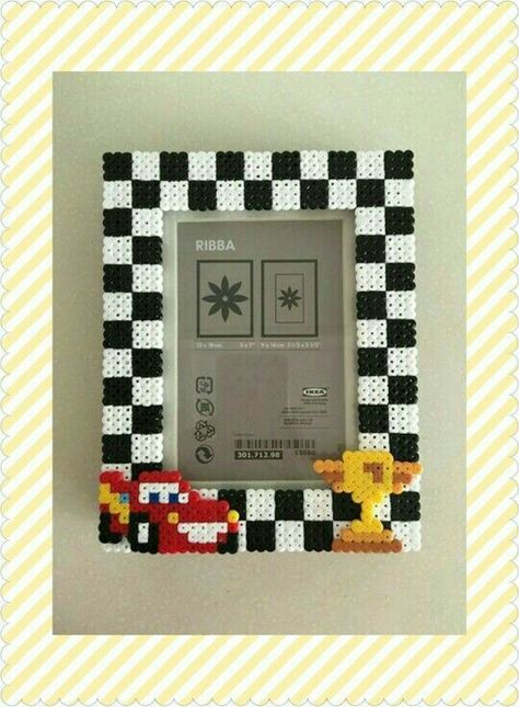 Mcqueen Cars, Hama Art, Foto Frame, Bead Frames, Easy Perler Beads Ideas, 3d Perler Bead, Fuse Bead Patterns, Diy Perler Bead Crafts, Perler Crafts