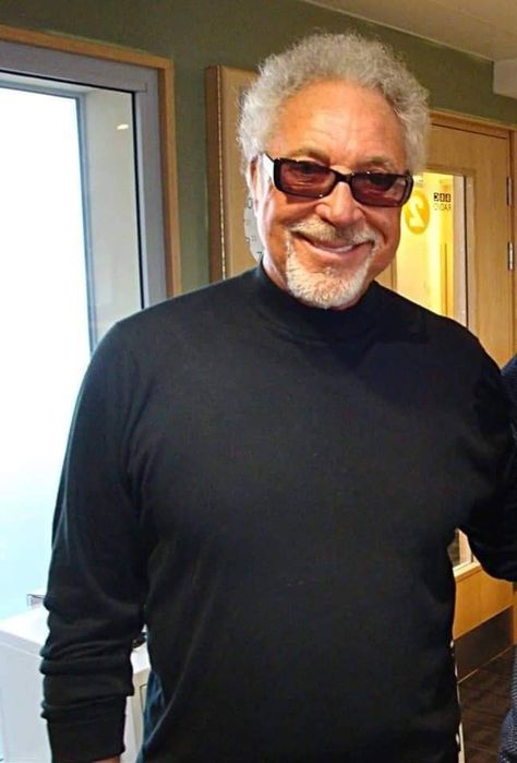 Tom Jones Singer, Sir Tom Jones, Thomas Jones, Hank Williams Jr, Tom Jones, Hank Williams, Time Is Now, New Photo Download, M J