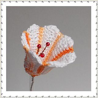 Crochet Brooch, Yarn Flowers, Crocheted Flowers, Crochet Rose, Crochet Flower Patterns, Different Flowers, Granny Squares, Crochet Techniques, A Pattern