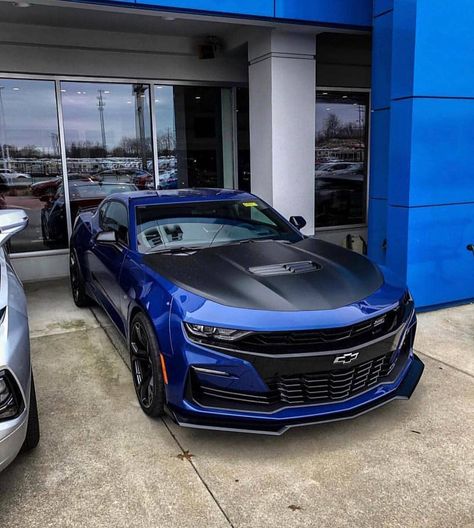 #camaro #chevy #camaross #chevrolet #chevycamaro #cars #camarones #camarosdaily #mustang #camaro6 #ss #camarozl1 #musclecar #chevroletcamaro #americanmuscle #carsofinstagram #camaro5 #camarosonly #car #camarosofinstagram #zl1 #camaroon #ford #camarosix #dodge #camarors #corvette #v8 #camaro1le #camaro2ss Dodge Camaro, 2019 Camaro Ss, Chevy Camero, 2019 Camaro, Camaro 2ss, Camaro Iroc, Chevy Ss, Camaro Car, Camaro Rs