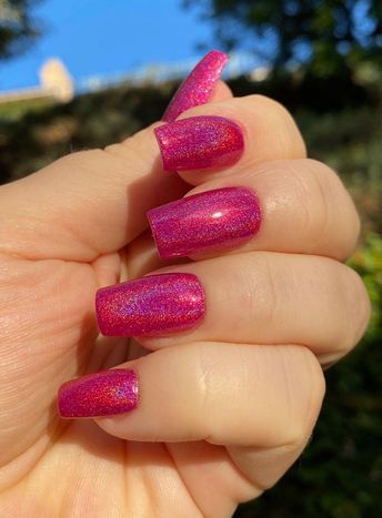 Hot Pink Glittery Nails, Fusha Color Nails, Dark Hot Pink Nails, Raspberry Color Nails, Hot Pink Sparkly Nails, Nails Fucsia, Hot Pink Glitter Nails, Fuschia Nails, Raspberry Nails