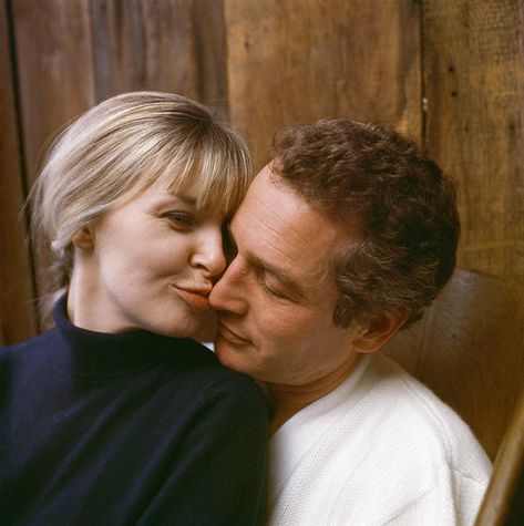 1960s Romance, Fargo Tv Show, Paul Newman Joanne Woodward, Westport Connecticut, Joanne Woodward, Milton Greene, Grace Art, The Saturday Evening Post, Home Photo Shoots