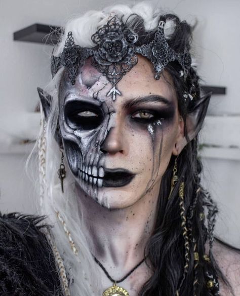 HALLOWEEN MAKEUP LOOK // Goddess Of The Underworld - Mademoiselle O'Lantern Viking Makeup, Halloweenský Makeup, Creepy Halloween Makeup, Theatrical Makeup, Halloween Makeup Inspiration, Halloween Tattoo, Smink Inspiration, Scary Makeup, Skull Makeup