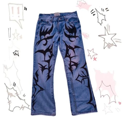 Custom Jeans Paint, Jeans Customization, Sweatpants Ideas, Customized Jeans, Embroidery Jeans Diy, Japanese Korean Fashion, Graphic Pant, Bleached Jeans, Art Outfits