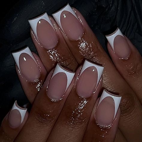 using @shopagaloreco ULTRA WHITE gel polish for these classics 🤍 code NAILSPORIUM to save on your purchase at checkout 🛍️ #classicnails #frenchtipnails #frenchtips #frenchnails #frenchnails💅 #frenchnail #frenchiesofinstagram #frenchiesofinstagram #whitefrenchnails #frenchnailstyle #nailtech #nailart #nailartist #buffalonailtech #buffalonails #buffalonailsalon #buffalohairstylist #buffalohairstylist #buffalolashtech #buffalolashextensions #buffalo716 #716nails #716nailtech #716buffalo #716 #n... White French Tip Ideas, Classic White French Tip Nails, Gel Nails White, French Tip Ideas, White Gel Polish, White French Nails, White Tip Nails, Short French, Fall Gel Nails