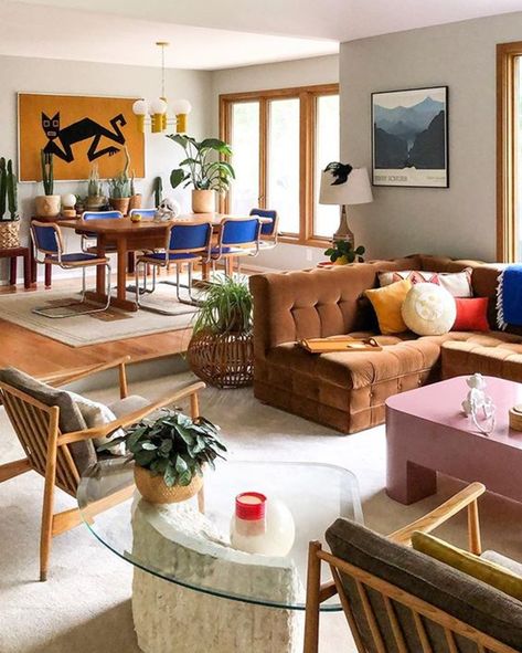 Urban Mid Century Modern, Cool Flat Ideas, Pottery Studio Style Living Room, Cool Condo Interior, Museum Bookstore Interior Design Style, Mid Century Mediterranean Decor, Contemporary And Antique Interior Design, Boho Mood Board Living Room, Organic Modern Bohemian