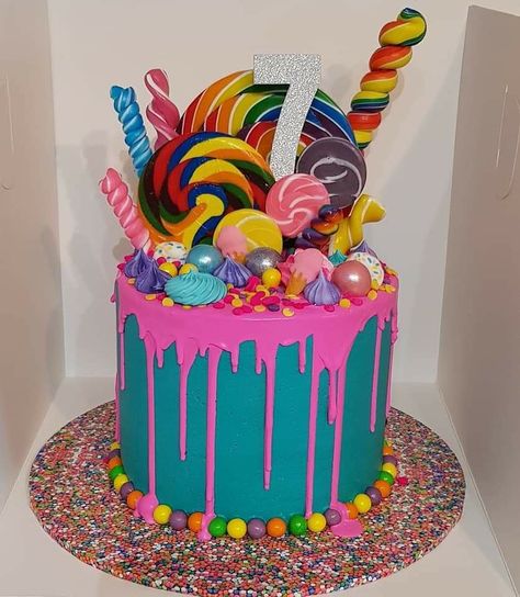 Bakery Hamper Ideas Diy Candy Birthday Cake, Sprinkle Drip Cake, Cakes 2023, Sugar Free Pastries, Decor Tort, Cake Varieties, Lollipop Girl, Colorful Birthday Cake, Candyland Cake