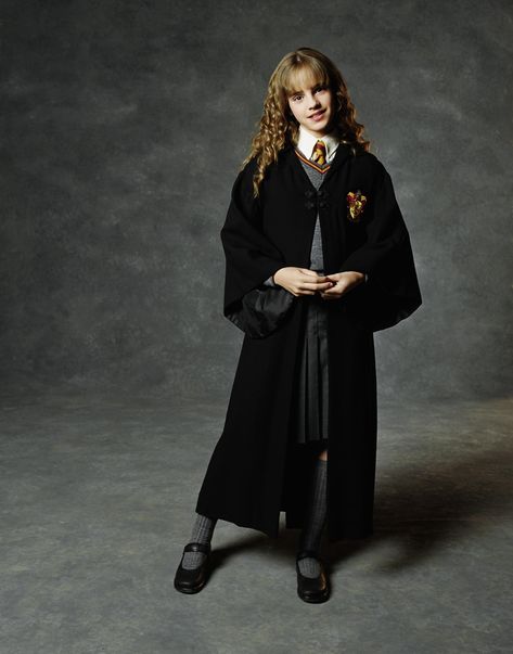 Growing up Granger - Gallery | eBaum's World Harry Potter Fancy Dress, Hermione Granger Costume, Hermione Costume, Hermione Granger Outfits, Ron Y Hermione, Emma Watson Harry Potter, Harry Potter Hermione Granger, Harry Potter Cosplay, Buku Harry Potter