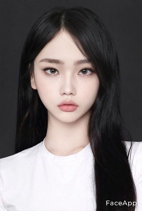 Desired Face Inspiration, Hair Cuts V Shape, Korean Girl Face Claim, V Face Shape, Face Claim Dr, V Shaped Face, V Line Face, V Shape Face, Korean Face