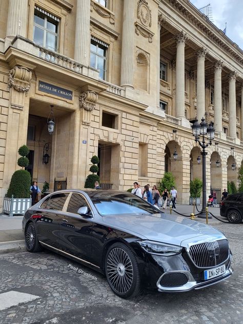 Maybach Truck, Old Money Cars, Paris Palace, Maybach Mercedes, Mercedes Maybach S600, Maybach S600, Blacked Out Cars, Mercedes Benz Maybach, Dubai Cars