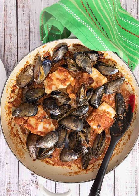 Seafood Pasta Puttanesca – Art of Natural Living Pasta Puttanesca, Seafood Pasta, Pickle Relish, Kalamata Olives, Anchovies, Natural Living, Fish And Seafood, Pot Roast, How To Cook Pasta