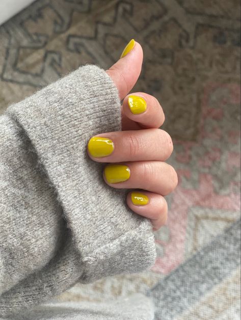 Chartreuse Nails, Fluffy Sweaters, Shine Nails, Colorful Nail Designs, Minimalist Nails, Dream Nails, Fire Nails, Funky Nails, Cute Nail Designs