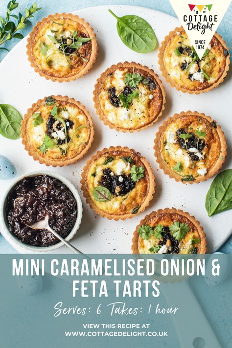 Easy and elegant crumbly Feta and Onion Tarts, perfect for sharing! Feta Tart, Tart Mini, Delight Recipes, Caramelised Onion Tart, Caramelised Onion, Tarts Recipe, Onion Tart, Mini Tart, Birthday Dinner