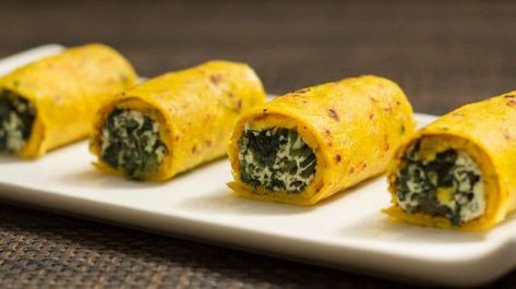 11 Best Fusion Food Recipes for Your New Year's Eve Party | Fusion Food Recipes Fusion Food Recipes, Healthy Breakfast Dishes, Veg Appetizers, Vegetarian Starters, Breakfast Protein, Indian Appetizers, Fusion Dishes, Mumbai Food, Indian Breakfast