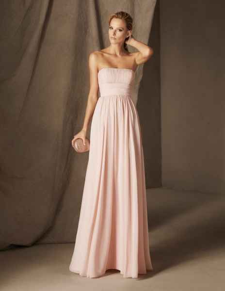 Perfect For Bridesmaids, Parties & Stylish Celebrations – The 2017 Cocktail Collection By Pronovias | Love My Dress® UK Wedding Blog + Wedding Directory Pale Pink Prom Dress, Strapless Bridesmaid Dress, Empire Waist Bridesmaid Dresses, Bridesmaid Dresses Uk, Bridesmaid Ideas, Bridesmaid Dresses Strapless, Strapless Evening Dress, Evening Dresses Online, Cheap Evening Dresses