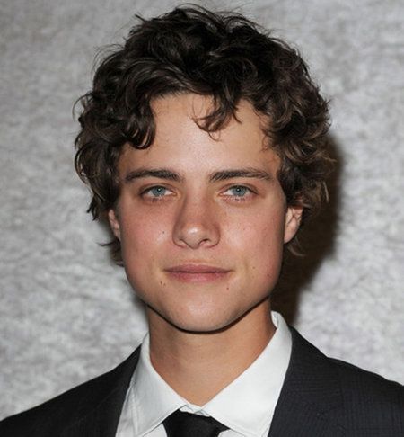 Eye Therapy, Douglas Smith, Random Celebrities, Face References, Batman Pictures, Photo A Day Ideas, Men Hair Color, Men Hair, Character Actor