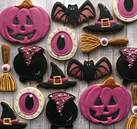 Poison Bottle Cookies Decorated, Pink Witch Birthday Party, Witch Hat Sugar Cookies Decorated, Witch Decorated Cookies, Spooky Birthday Cookies, Cauldron Cookies Decorated, Witch Hat Cookies Decorated, Halloween Sugar Cookie Ideas, Cauldron Sugar Cookies