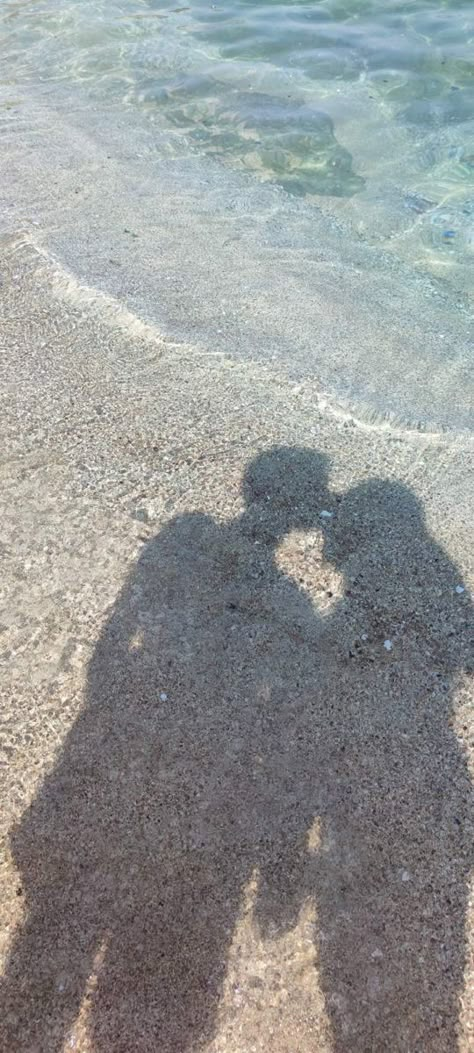 Sea Beach Couple Pic, Couple Poses In Sea Beach, Summer Bf Aesthetic, Summer Bf And Gf, Bf Gf Beach Pictures, Beach Bf And Gf Pics, Sea Couple Aesthetic, Beach With Bf