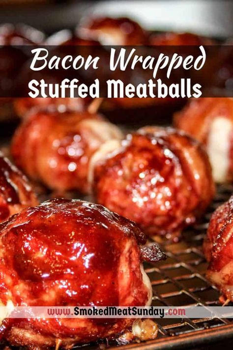 Moink Balls - Smoked Meatballs Wrapped in Bacon -Smoked Meat Sunday Wrapped Meatballs, Smoked Meatballs, Bacon Wrapped Meatballs, Food Savoury, Hasselback Chicken, Stuffed Meatballs, Appetizer Party, Game Day Appetizers, Meatball Recipe