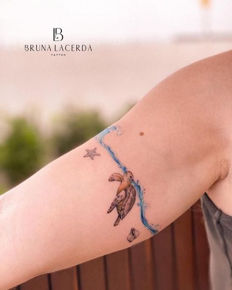 220+ Most Beautiful Hawaii Tattoo Ideas and Designs (2023) - TattoosBoyGirl Braslet Tattoo, Sea Waves Tattoo, Sea Tattoos For Women, Ocean Animal Tattoos, Strand Tattoo, Tropisches Tattoo, Turtle Tattoo Ideas, Tattoos Ocean, Small Turtle Tattoo