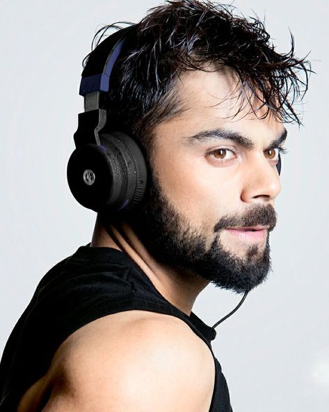 64.9k Likes, 139 Comments - Virat Kohli (@viratkohli.club) on Instagram: “Words ain't good enough today! ❤️ #Sexy” Virat Kohli Images, Virat Kohli Quotes, Virat Kohli Hairstyle, Ipl Live, Virat And Anushka, Virat Kohli Instagram, Virat Kohli Wallpapers, Advertising Methods, Ab De Villiers