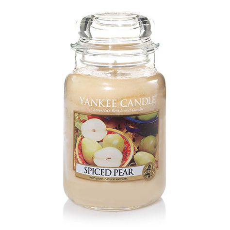 Spiced Pear - A savory blend of warm pears, cinnamon, nutmeg, and vanilla bean. Yankee Candle Scents, Best Smelling Candles, Candle Obsession, Spiced Pear, Bath Body Works Candles, Bath And Body Work, Candy Christmas Decorations, Candle Store, Large Jar