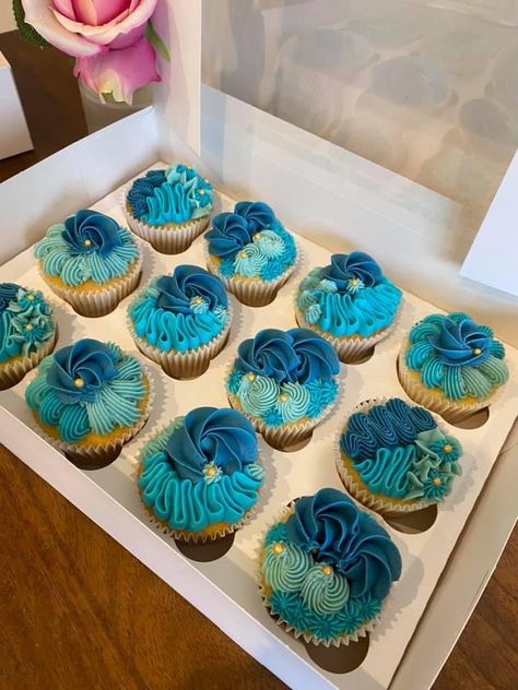 Avatar Cupcakes, Turquoise Cupcakes, Avatar Birthday, Ocean Cupcakes, Sea Cupcakes, Dessert Cravings, Cupcake Decorating Tips, Cupcakes Ideas, Blue Cupcakes