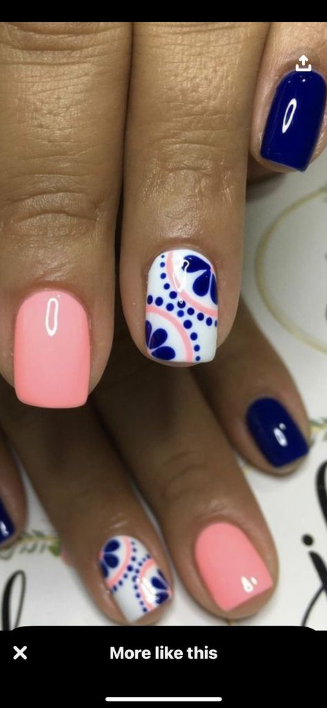 Cancun Pedicure Ideas, May Fingernail Designs, Florida Manicure Ideas, Mexican Design Nail Art, Subtle Cute Nails, Blue Nail Flower Designs, Mexico Pedicure Ideas, Cute Gel Nails For Summer Simple, August Square Nails