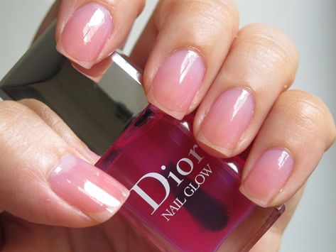 Dior Nail Glow Clear Pink Nail Polish, Dior Nail Glow, Spring Nail Art Ideas, Nail Glow, Magenta Nails, Dior Nail Polish, Dior Nails, Lipgloss Lips, Awesome Nails