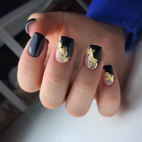 Black And Gold Nails Short, Gold Gel Nails, Black Gel Nails, Black Gold Nails, Lavender Nails, Vibrant Nails, French Acrylic Nails, Foil Nails, Nails Desing