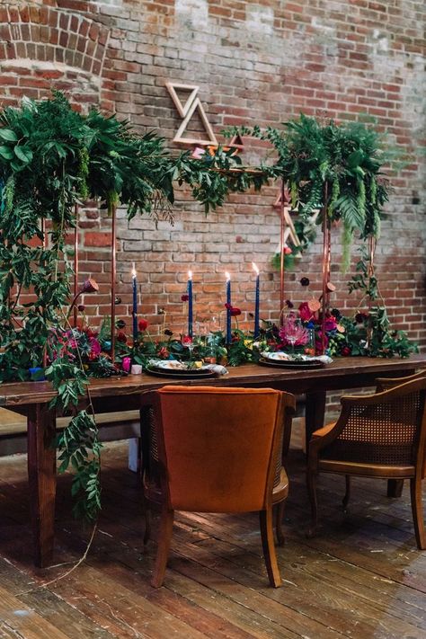 Green And Copper Wedding, Industrial Wedding Style, Colorful Industrial, Industrial Wedding Decor, Jungle Wedding, Green And Copper, How To Dress For A Wedding, Wedding Theme Ideas, Industrial Wedding Venues