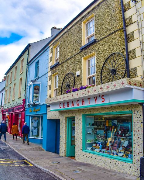 YourWay Ireland on Instagram: “📍Carrick-on-Shannon, County Leitrim No matter how often we travel around Ireland, we'll never fail to be utterly charmed by classic Irish…” Carrick On Shannon Ireland, Shannon Ireland, Irish Music, Shop Fronts, Music Shop, Irish Traditions, No Matter How, Travel Around, Us Travel