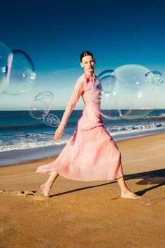 Easter Aesthetic, Elizaveta Porodina, Amanda Murphy, Beach Editorial, February 14th, Soap Bubbles, Fashion Photography Editorial, Fashion Editorial, Photography Inspo