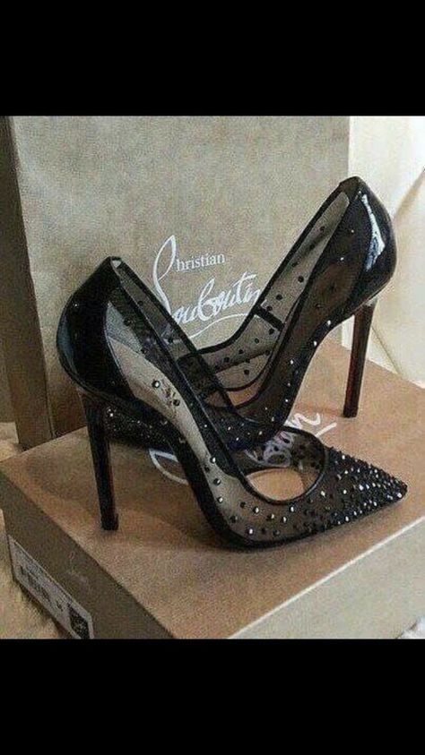 officialgemini Hak Tinggi, Louboutin Heels, Gorgeous Shoes, Fabulous Shoes, Black High Heels, Shoe Obsession, Louboutin Shoes, Christian Louboutin Shoes, Beautiful Shoes