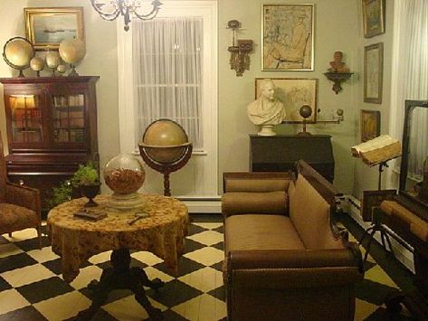 1920s Parlor- love the old globes! 1920 Home Decor Interior Design, 1920s House Interior, 1920s Home Interior, 1920s Furniture, 1920s Home Decor, 1920s Interior, 1920s Decor, Open Living Room Design, 1920s Interior Design