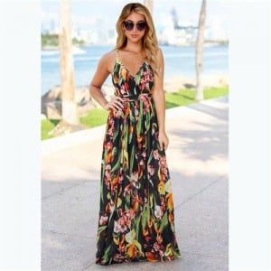 Boho Fashion Outfits, Boho Outfits Bohemian, Ankara Gown Styles, 70s Women, Deep V Neck Dress, Maxi Dress Collection, Women Fashion Dress, Ankara Gown, Office Dresses For Women