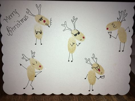 Reindeer Fingerprint Card, Finger Print Christmas Cards, Reindeer Fingerprint, Fingerprint Reindeer, Fingerprint Christmas Cards, Christmas Cards Handmade Kids, Fingerprint Christmas, Reindeer Cards, Fingerprint Cards