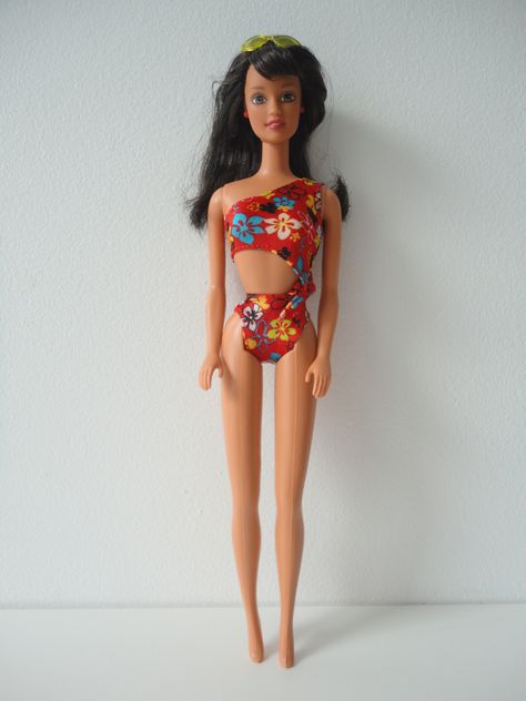 Hawaii Barbie, Teresa Barbie, Beach Barbie, Barbie Beach, Beach Vintage, My Inner Child, Barbie Collection, Barbie Girl, Beach Fun