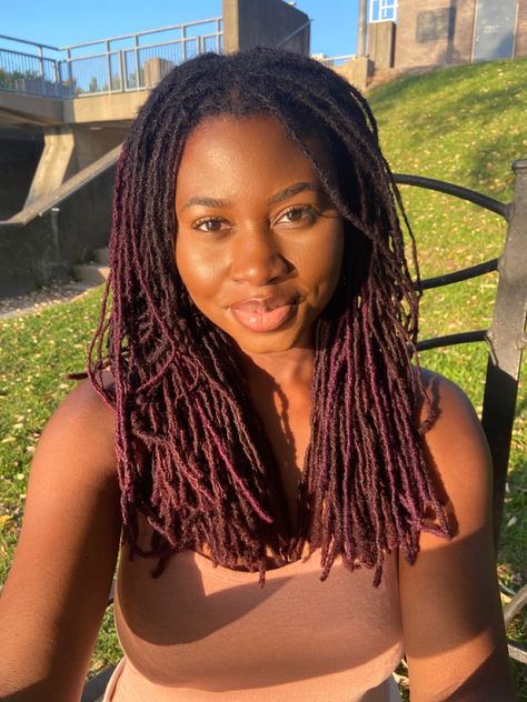 Purple Hair Locs, Purple Faux Locs, Black And Purple Hair, Purple Locs, Red Dreadlocks, Red Locs, Hair Locs, Curly Braids, Beautiful Dreadlocks