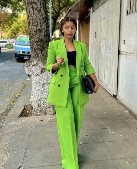 Look Zara, Elegante Casual, Classy Style, Style Upgrade, Black Business, Business Meeting, Pants Casual, Long Sleeve Blazers, Tailored Pants